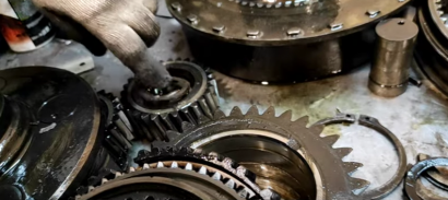 Видеообзор ремонта КПП ZF 16S151 на КамАЗ