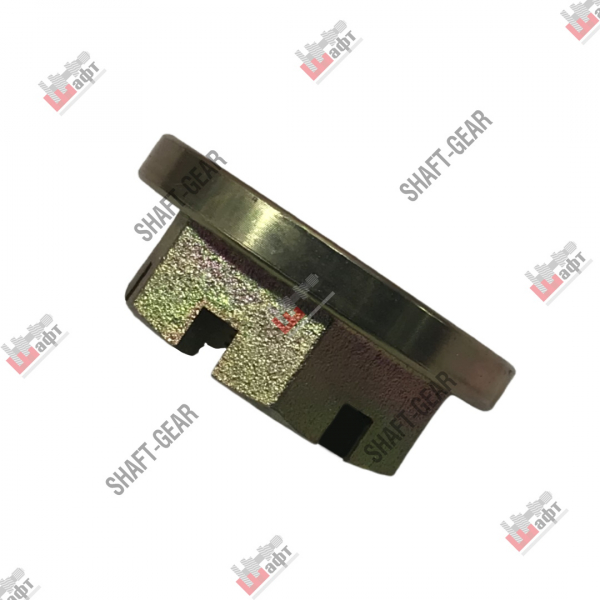 WG79000320013 - Гайка хвостовика редуктора на КПП