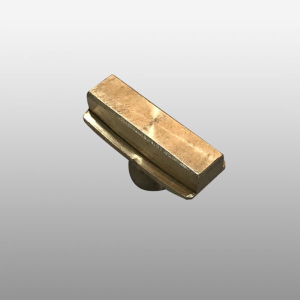 6J80T-1702085-1 - Сухарь вилки 5-6 передачи на КПП