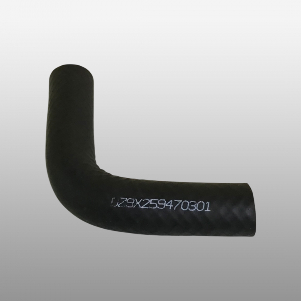 DZ9X259470301 - Шланг подачи жидкости ГУР (от бачка к насосу) на Shacman (Shaanxi) Х6000