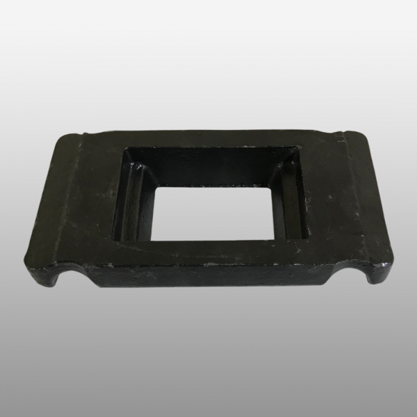 DZ96189690130 - Накладка (башмак под стремянкой) рессоры на Shacman (Shaanxi) Х6000