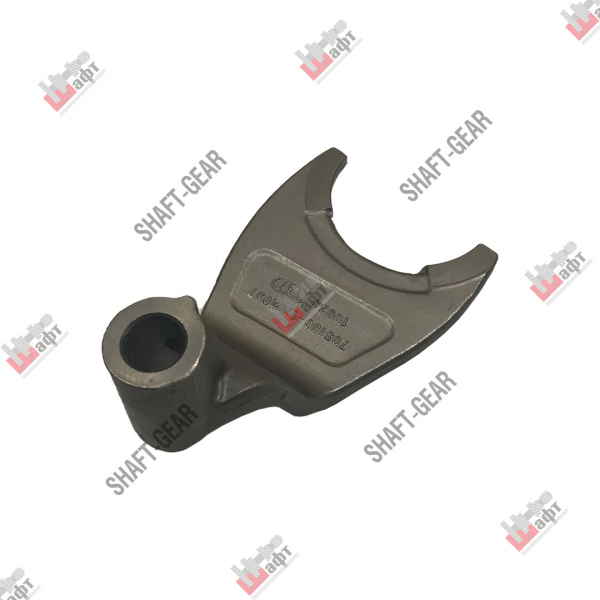 7DS180-1702057 - Вилка переключения передач на КПП