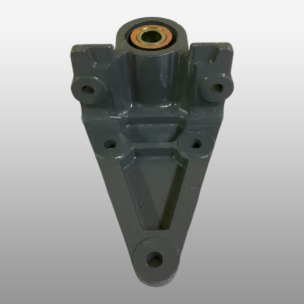 WG9925522112 - Кронштейн передней рессоры задний на Sitrak C7H