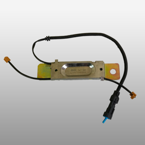 AZ400744403054 - Прижимная пластина передних, задних колодок с датчиком износа на Sitrak C7H