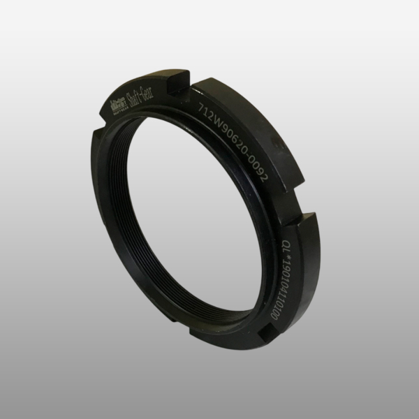 712W90620-0092 - Гайка задней ступицы M=100x1,5 на Sitrak C7H