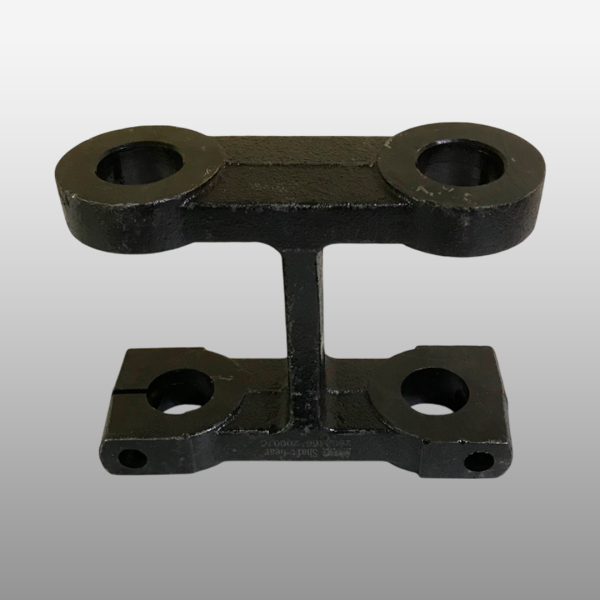 2902466-2000/C - Серьга передней рессоры на Faw J7