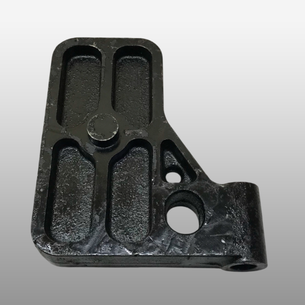 2905425-2000/C - Кронштейн переднего амортизатора левый нижний на Faw J7