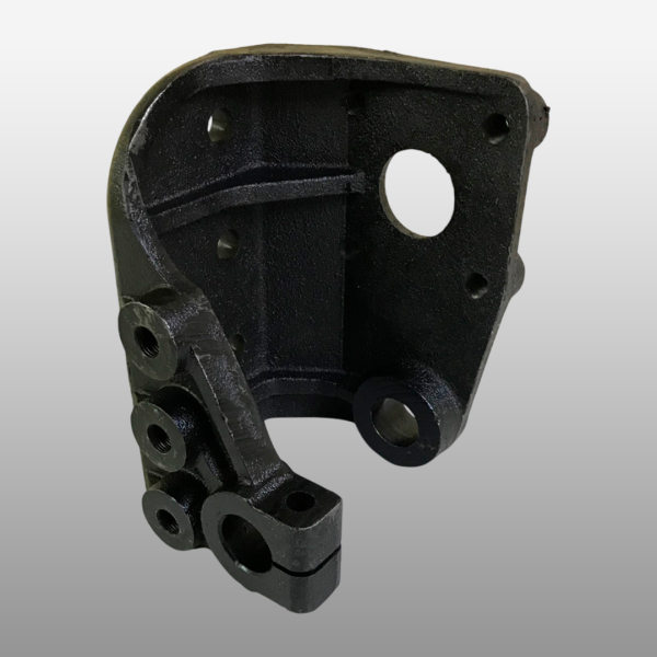 2902441-2000/E - Кронштейн передней рессоры левый на Faw J7