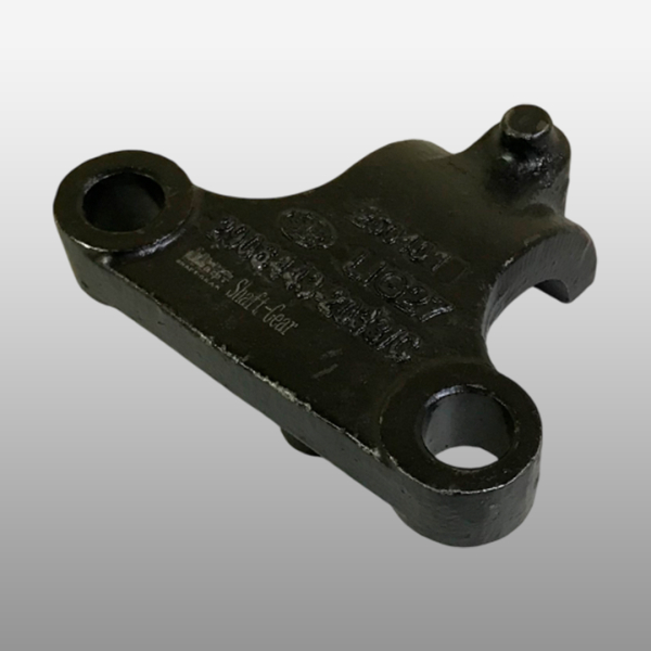 2906443-2033/C - Кронштейн стабилизатора передней подвески левый на Faw J7 4180