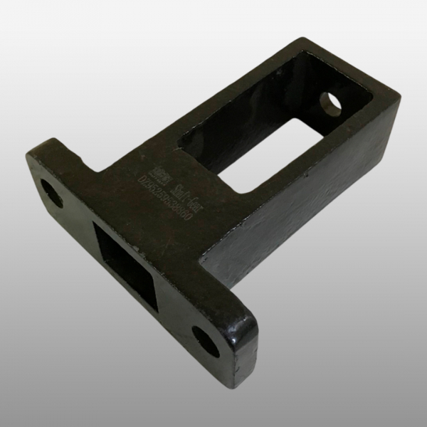 DZ95259538860 - Кронштейн радиатора правый на Shacman (Shaanxi) X3000, F3000