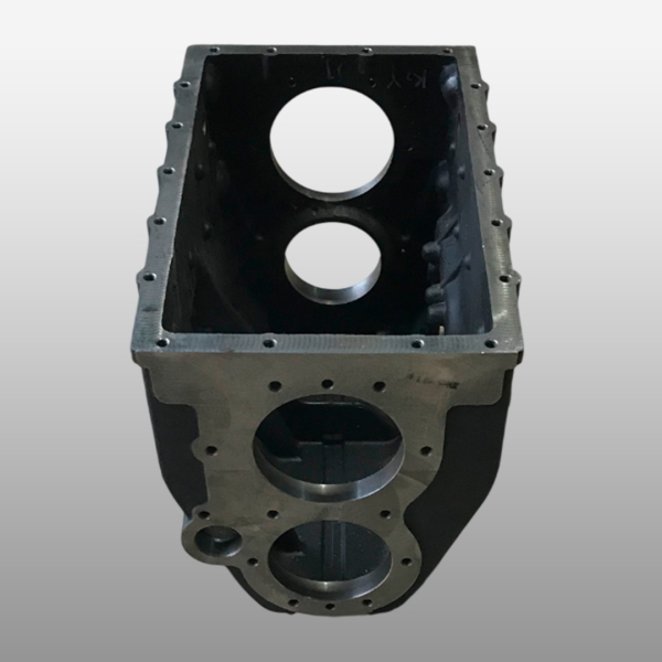 J70-1701015-1 - Картер основной коробки на КПП